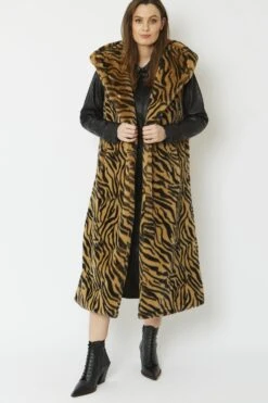 JAYLEY Animal Print Shania Faux Fur Long Length Hooded Gilet -Deals Fabulous Women Wear Store jayley animal print shania faux fur long length hooded gilet p6203 69965 image