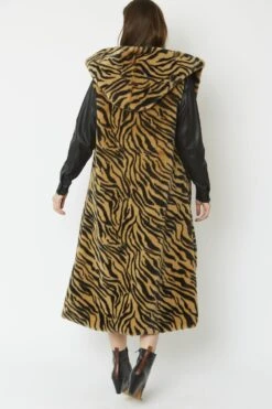 JAYLEY Animal Print Shania Faux Fur Long Length Hooded Gilet -Deals Fabulous Women Wear Store jayley animal print shania faux fur long length hooded gilet p6203 69968 image