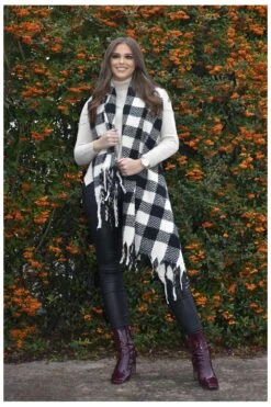 JAYLEY Black Cashmere Blend Wrap