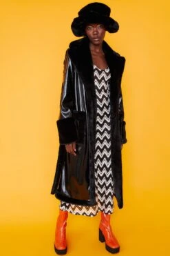 JAYLEY Black Faux Fur Oversized Hat -Deals Fabulous Women Wear Store jayley black faux fur oversized hat p10924 76582 image