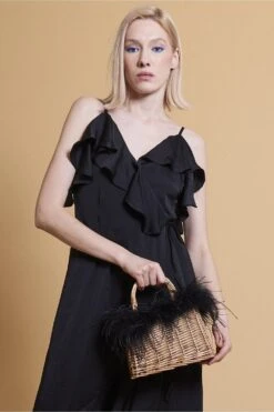 JAYLEY Black Hand Made Salines Straw Bag With Ostrich Feather