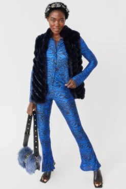 JAYLEY Blue Faux Fur Faux Suede Diagonal Stripe Gilet -Deals Fabulous Women Wear Store jayley blue faux fur faux suede diagonal stripe gilet p3882 77855 image