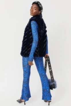 JAYLEY Blue Faux Fur Faux Suede Diagonal Stripe Gilet -Deals Fabulous Women Wear Store jayley blue faux fur faux suede diagonal stripe gilet p3882 77857 image