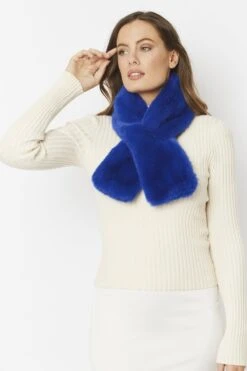 JAYLEY Blue Faux Fur Scarf -Deals Fabulous Women Wear Store jayley blue faux fur scarf p4697 61639 image