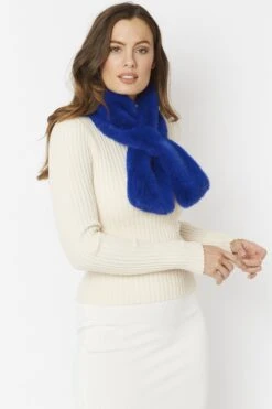 JAYLEY Blue Faux Fur Scarf -Deals Fabulous Women Wear Store jayley blue faux fur scarf p4697 61642 image