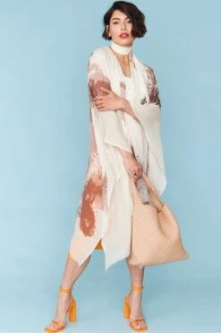 JAYLEY Cashmere Blend Kimono In White And Brown -Deals Fabulous Women Wear Store jayley cashmere blend kimono in white and brown p12471 85064 image