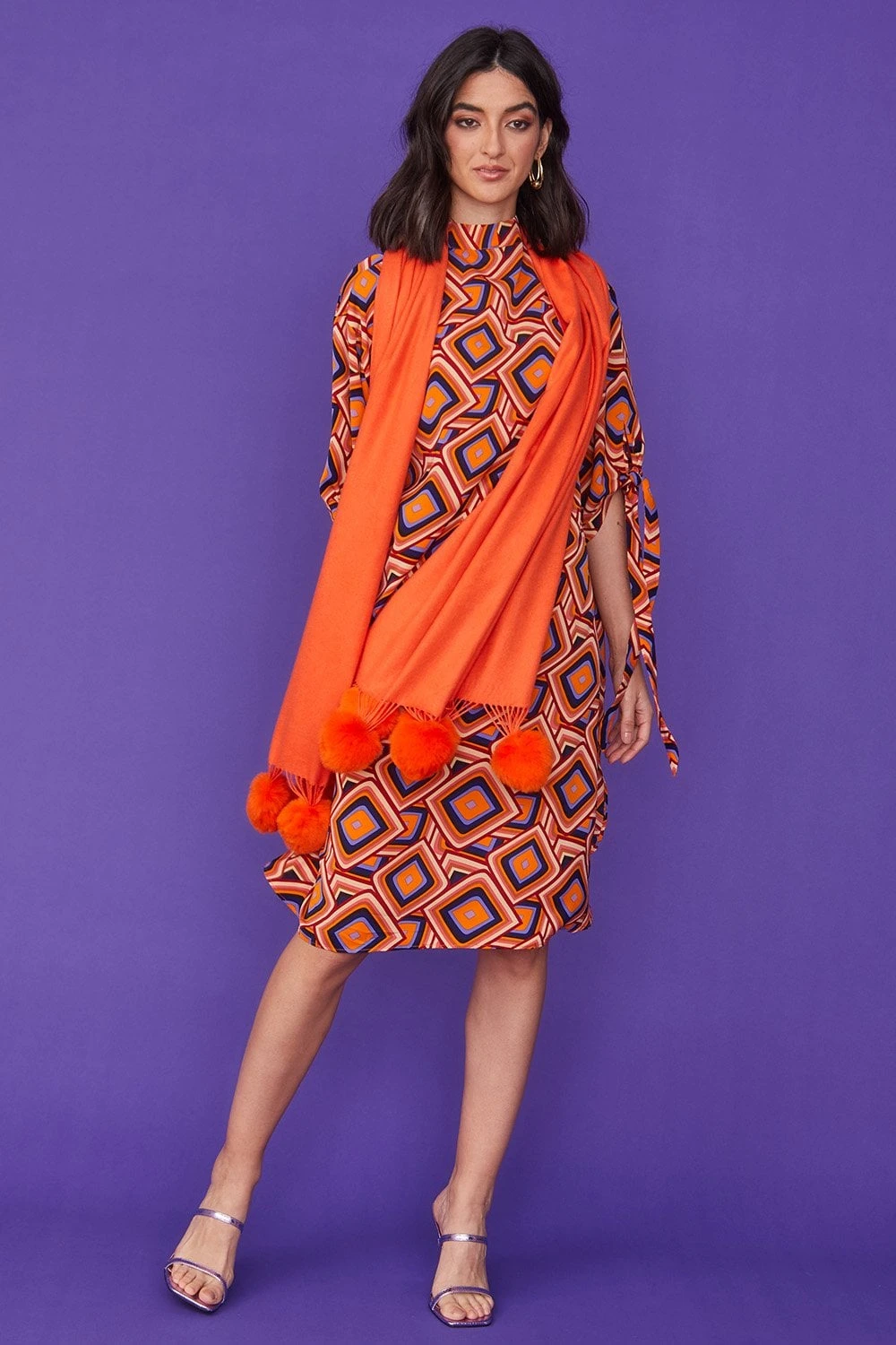 JAYLEY Cashmere Blend Wrap With Love Heart Poms In Orange 3 JAYLEY Cashmere Blend Wrap With Love Heart Poms In Orange - Image 3