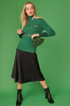 JAYLEY Checkered Green And Black Faux Fur Pyramid Bag -Deals Fabulous Women Wear Store jayley checkered green and black faux fur pyramid bag p11553 80575 image