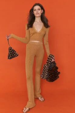 JAYLEY Checkered Mocha And Black Faux Fur Pyramid Bag -Deals Fabulous Women Wear Store jayley checkered mocha and black faux fur pyramid bag p10931 81316 image