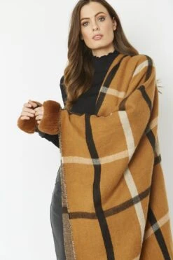 JAYLEY Chocolate Faux Fur Fingerless Gloves -Deals Fabulous Women Wear Store jayley chocolate faux fur fingerless gloves p4808 62186 image