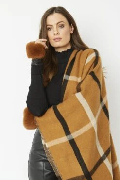 JAYLEY Chocolate Faux Fur Fingerless Gloves -Deals Fabulous Women Wear Store jayley chocolate faux fur fingerless gloves p4808 62187 image