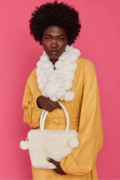 JAYLEY Cream Faux Fur Bag -Deals Fabulous Women Wear Store jayley cream faux fur bag p4936 76782 image