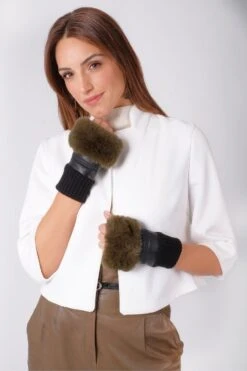 JAYLEY Green Faux Fur Fingerless Gloves