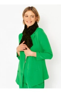 JAYLEY Green Leopard Print Faux Fur Scarf