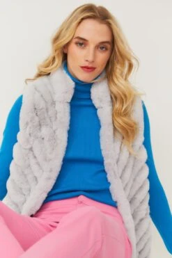 JAYLEY Grey Faux Fur Faux Suede Diagonal Stripe Gilet -Deals Fabulous Women Wear Store jayley grey faux fur faux suede diagonal stripe gilet p3886 78214 image