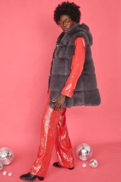 JAYLEY Grey Faux Fur Long Hooded Gilet -Deals Fabulous Women Wear Store jayley grey faux fur long hooded gilet p4027 74099 image