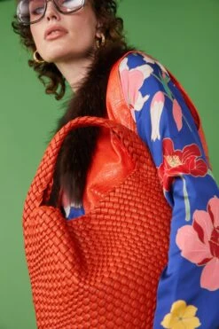 JAYLEY Hand Woven Faux Leather Bag In Red -Deals Fabulous Women Wear Store jayley hand woven faux leather bag in red p12338 84752 image