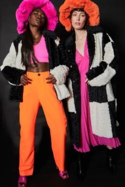 JAYLEY Hot Pink Faux Fur Oversized Hat -Deals Fabulous Women Wear Store jayley hot pink faux fur oversized hat p12658 85781 image