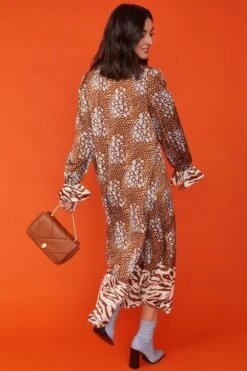 JAYLEY Lulu Quilted Bag With Gold Chain And Snake Head Detail -Deals Fabulous Women Wear Store jayley lulu quilted bag with gold chain and snake head detail p11703 81631 image