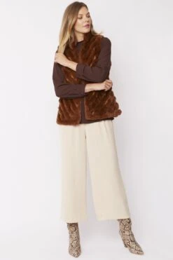 JAYLEY Mocha Faux Fur Faux Suede Diagonal Stripe Gilet -Deals Fabulous Women Wear Store jayley mocha faux fur faux suede diagonal stripe gilet p3888 58443 image