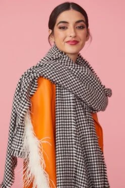 JAYLEY Monochrome Cashmere Blend Wrap -Deals Fabulous Women Wear Store jayley monochrome cashmere blend wrap p11766 82138 image