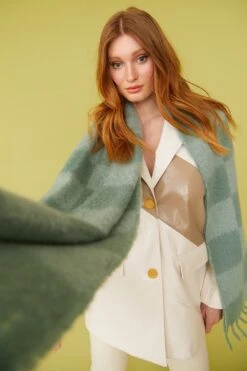 JAYLEY Oversized Cashmere And Wool Scarf With Checkered Print