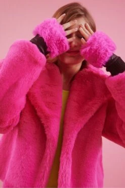 JAYLEY Pink Faux Fur Fingerless Gloves -Deals Fabulous Women Wear Store jayley pink faux fur fingerless gloves p4813 62209 image