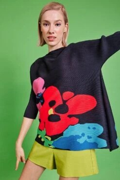 JAYLEY Pleated Bounce Black Floral Long Top