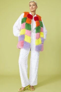 JAYLEY Rainbow Cube Faux Fur Gilet -Deals Fabulous Women Wear Store jayley rainbow cube faux fur gilet p12139 87180 image