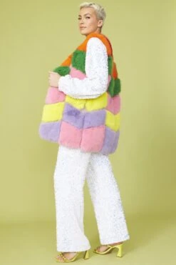 JAYLEY Rainbow Cube Faux Fur Gilet -Deals Fabulous Women Wear Store jayley rainbow cube faux fur gilet p12139 87182 image