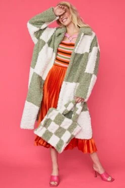 JAYLEY Shearling Checkered Tote Bag In White And Green -Deals Fabulous Women Wear Store jayley shearling checkered tote bag in white and green p12288 84546 image