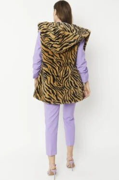 JAYLEY Tiger Print Faux Fur Hooded Gilet -Deals Fabulous Women Wear Store jayley tiger print faux fur hooded gilet p6228 70122 image