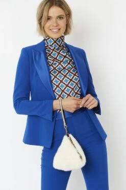 JAYLEY White Pyramid Faux Fur Bag -Deals Fabulous Women Wear Store jayley white pyramid faux fur bag p4989 63279 image