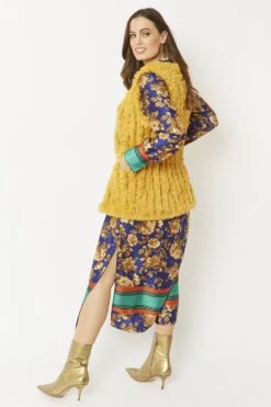 JAYLEY Yellow Faux Fur Faux Suede Vertical Stripe Gilet -Deals Fabulous Women Wear Store jayley yellow faux fur faux suede vertical stripe gilet p5273 64717 image